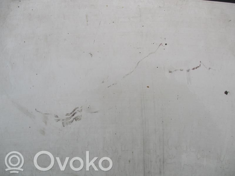 Opel Vivaro Konepelti 