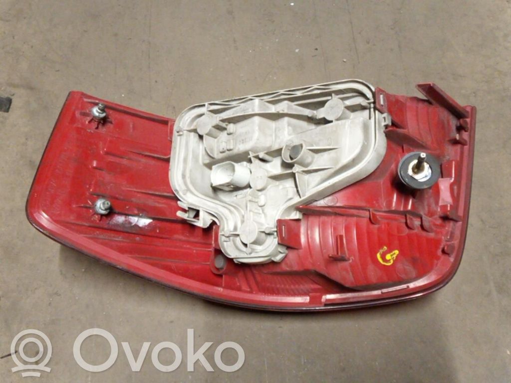 Takavalot   8P0945095