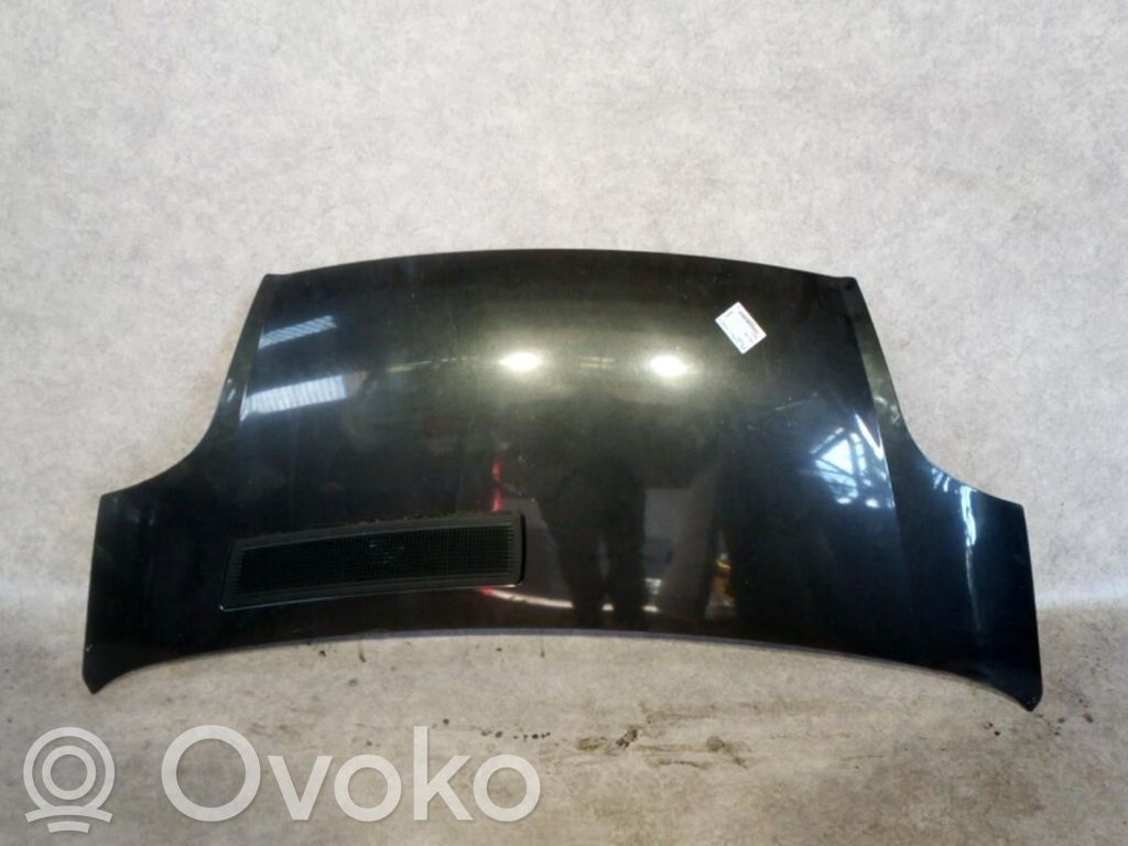 Opel Vivaro Konepelti 