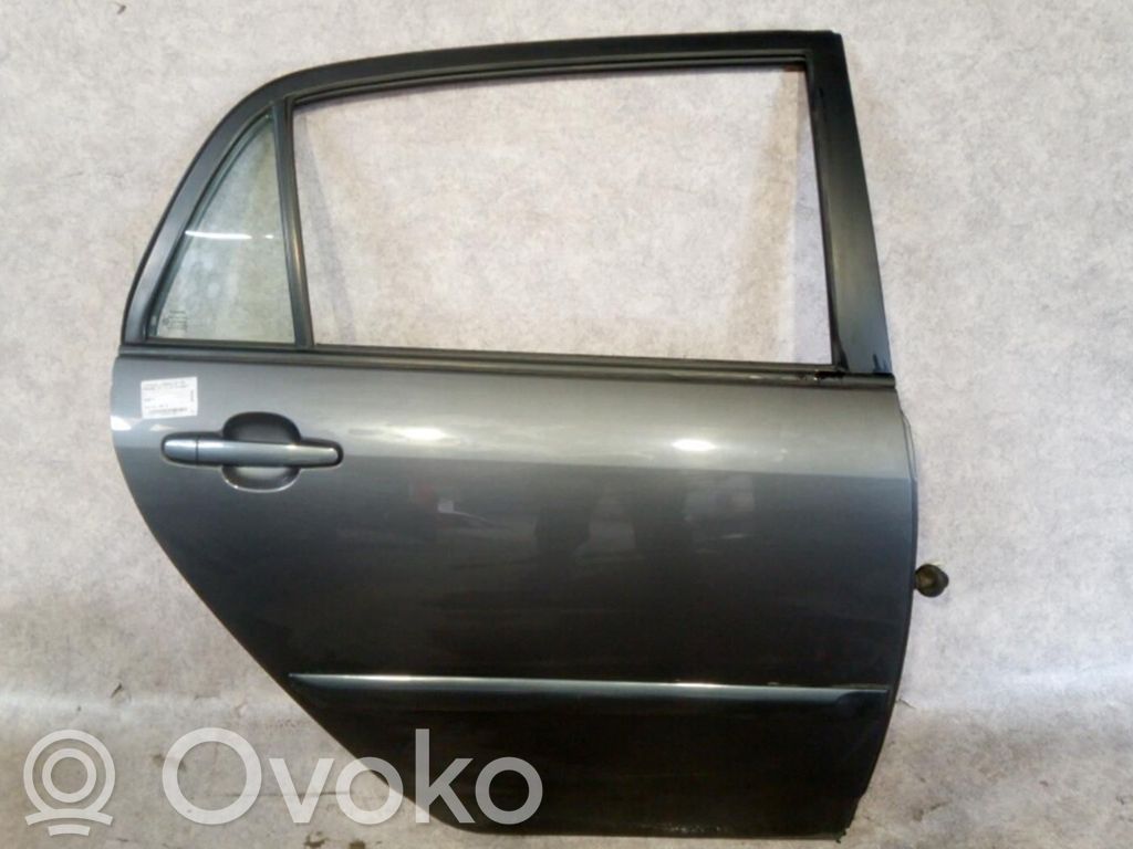 Toyota Corolla E120 E130 Puerta trasera 