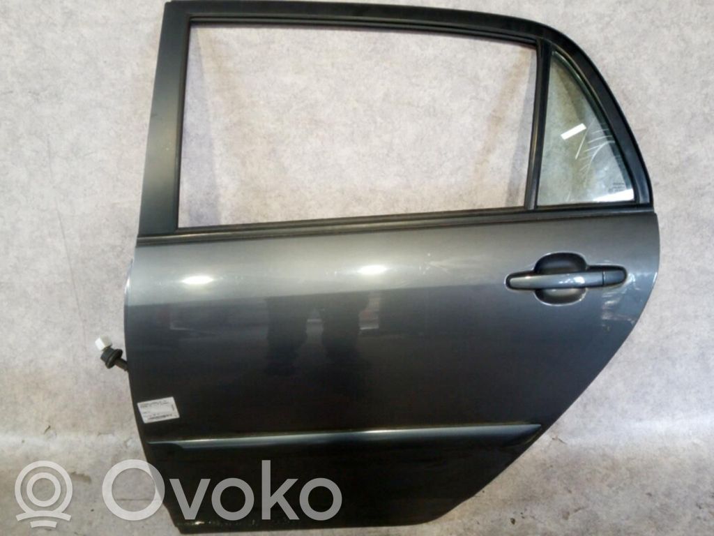 Toyota Corolla E120 E130 Puerta trasera 
