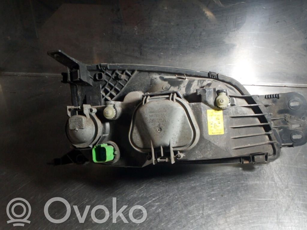 Scheinwerfer   1127895