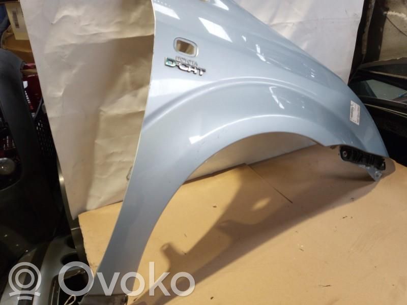 Toyota Corolla Verso E121 Aripă 