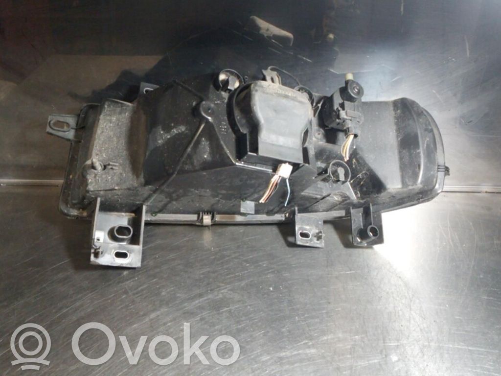 Headlight/headlamp   7701044520