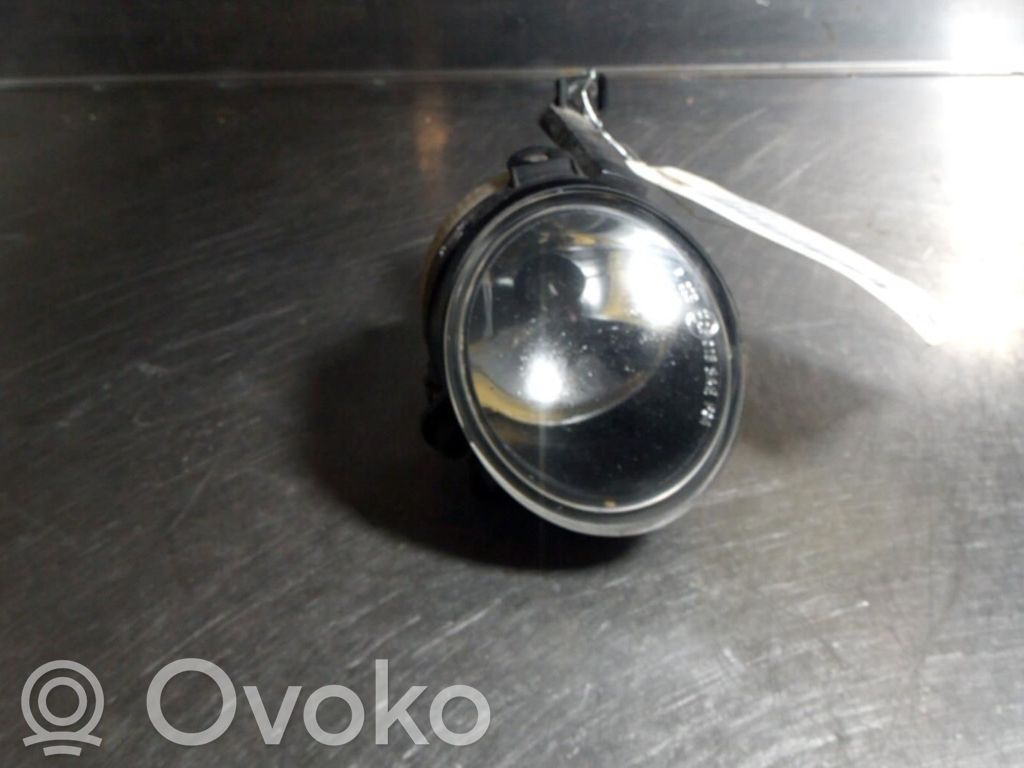 Volkswagen Touran I Etusumuvalo 