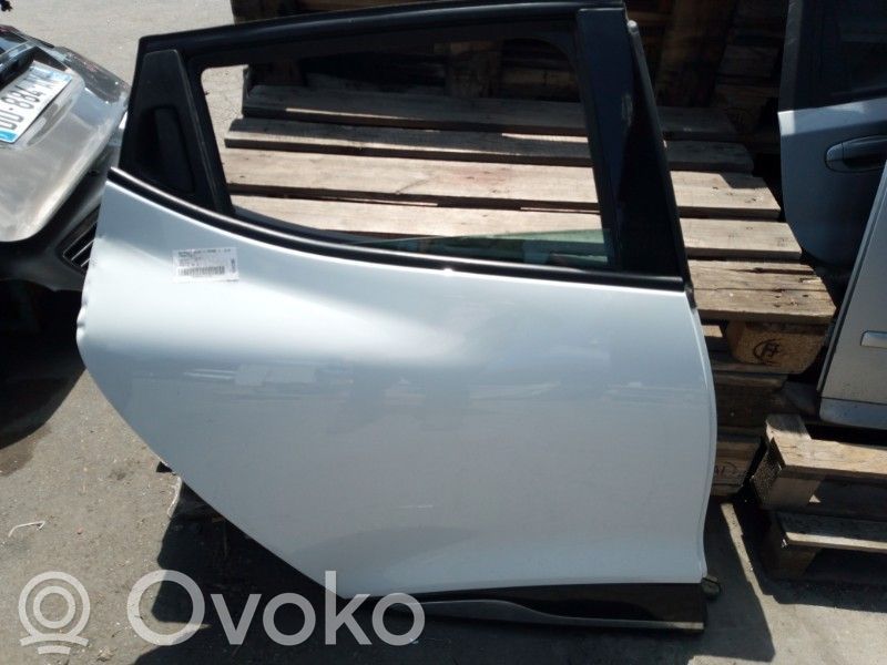 Renault Clio IV Puerta trasera 