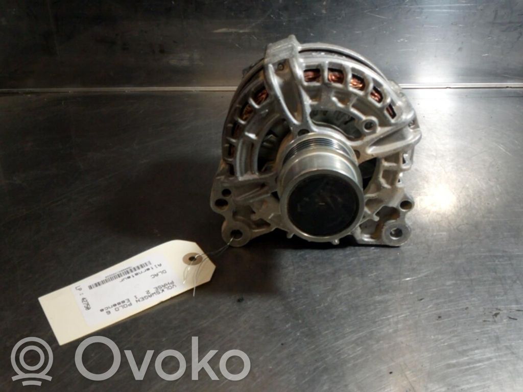 Volkswagen Polo VI Generator/alternator 