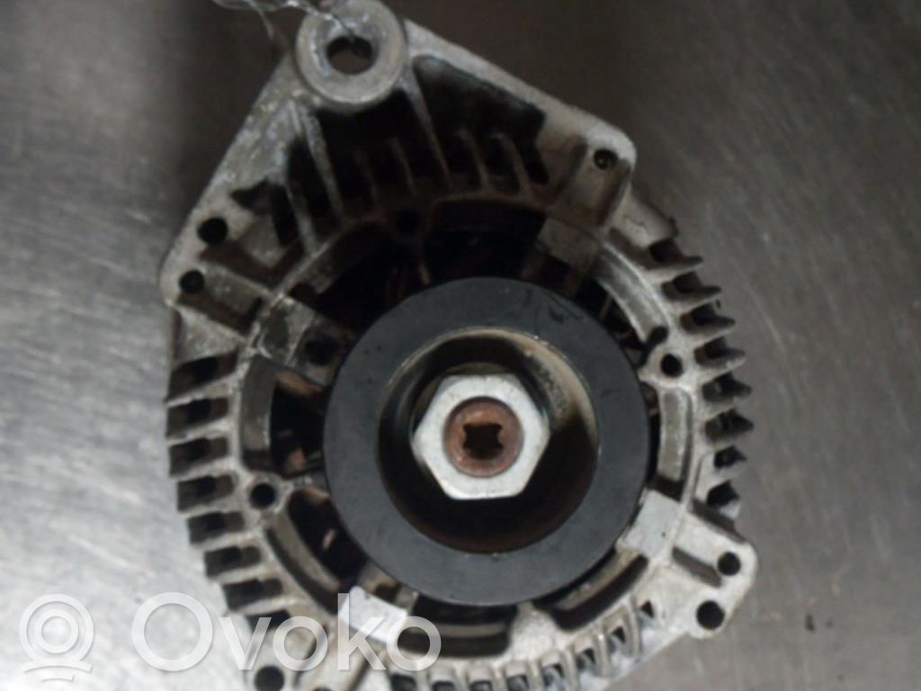 Renault Laguna I Generatore/alternatore 