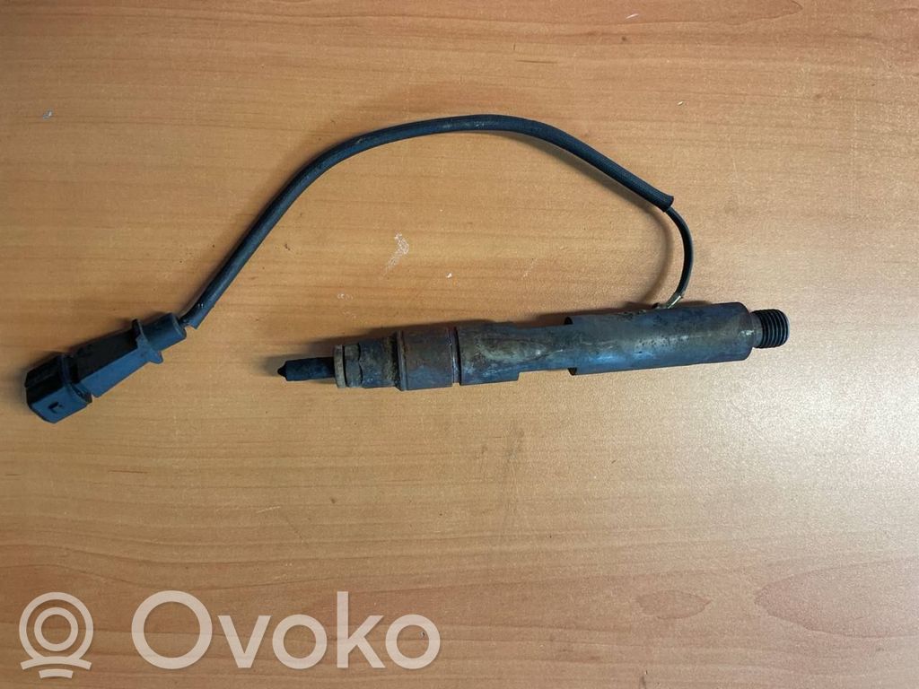 Inyector de combustible   8200047506,231354