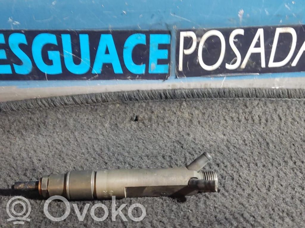 Inyector de combustible   28130201T,230279