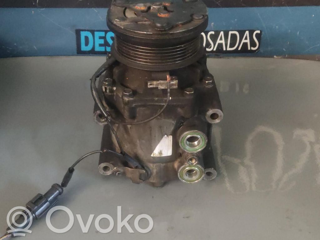 Ilmastointilaitteen kompressorin pumppu (A/C)   YS4HAA,228517