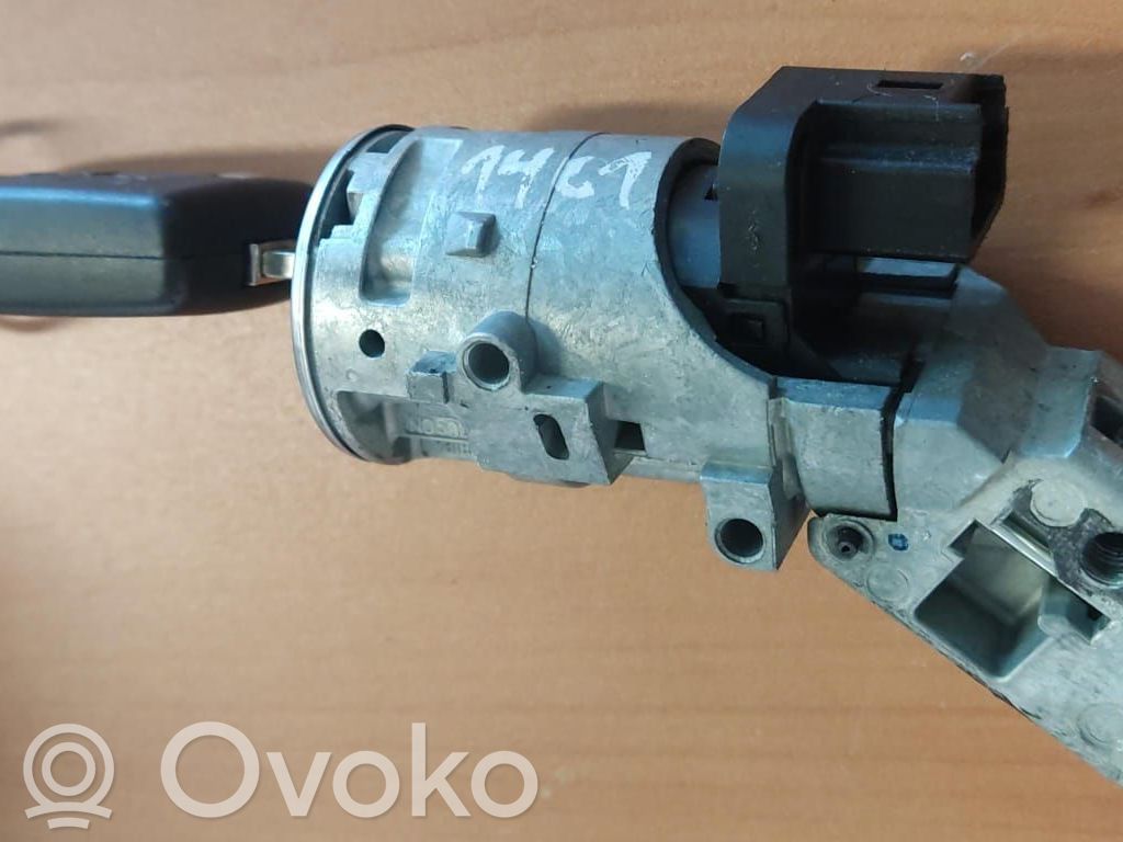 Citroen C4 I Moottorin start-stop-painike/kytkin 