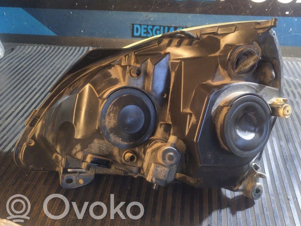 Renault Clio II Phare frontale 