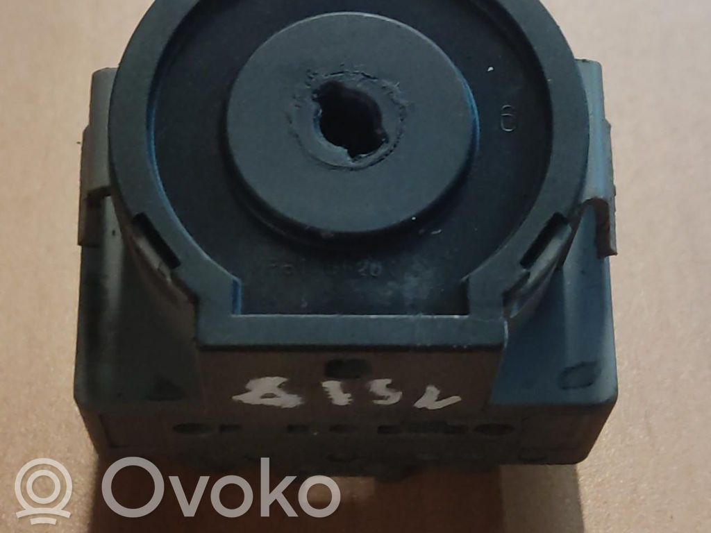 Ford Mondeo Mk III Moottorin start-stop-painike/kytkin 