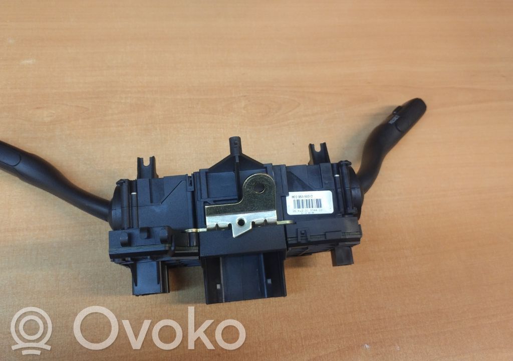 Interruptor de control multifunción   8E0953549,IEK0105114403