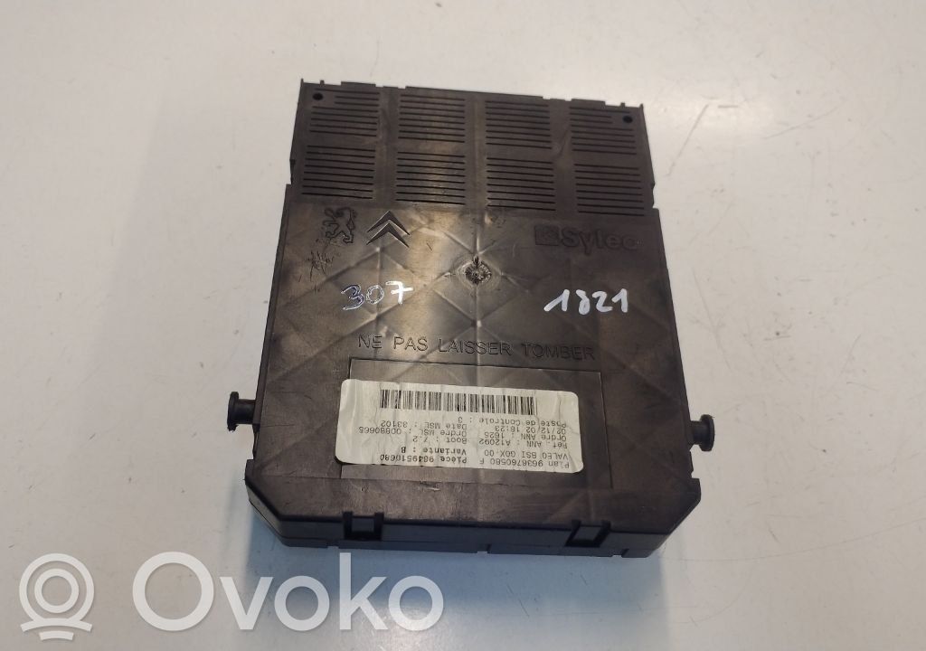 Peugeot 307 Skrzynka bezpieczników / Komplet 
