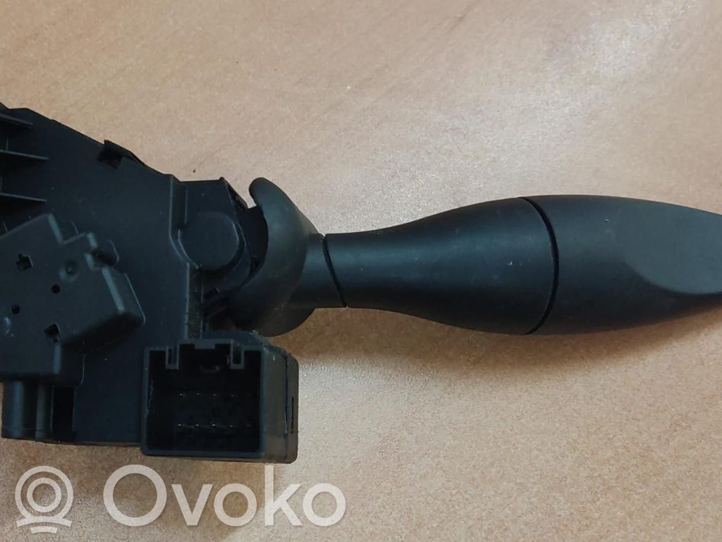 Ford Focus Phare frontale 