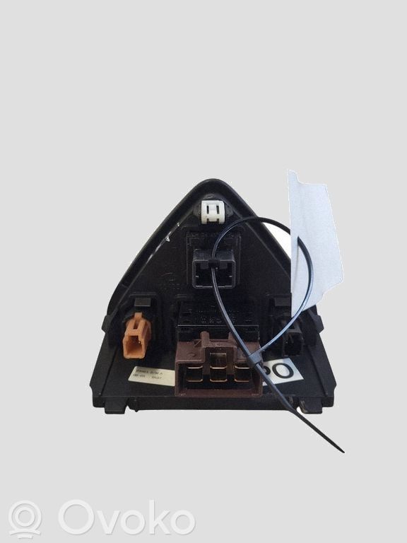 Renault Koleos I Botón interruptor de luz de peligro 