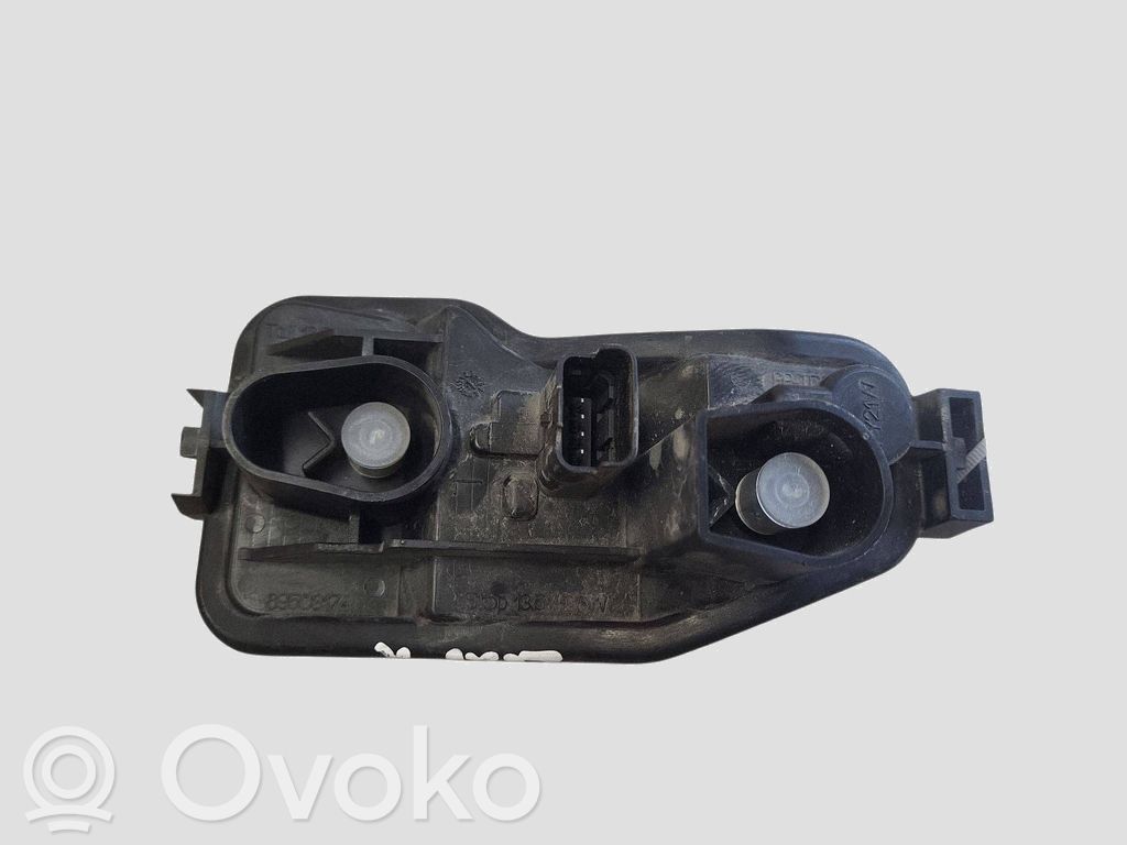 Nissan Qashqai Takavalon polttimon suojan pidike