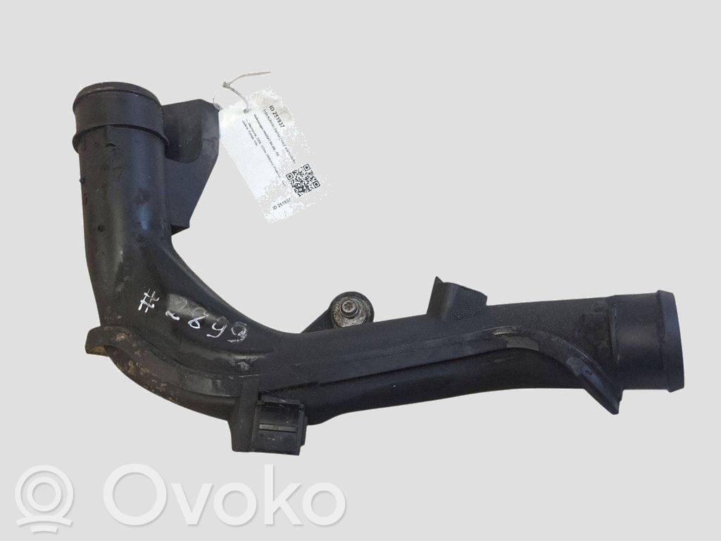 Volkswagen PASSAT B6 Furtun/conductă intercooler 