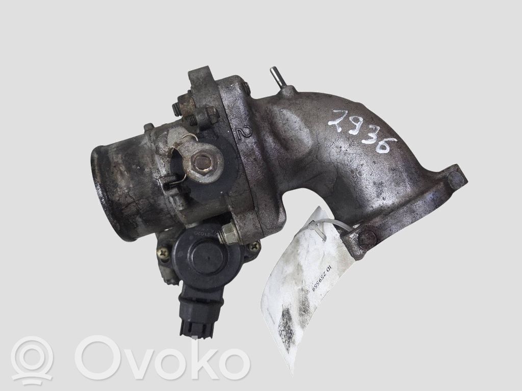 Toyota Avensis T250 Valvola a farfalla