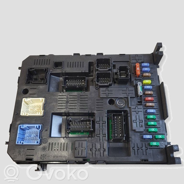 Peugeot 3008 I Modul confort 