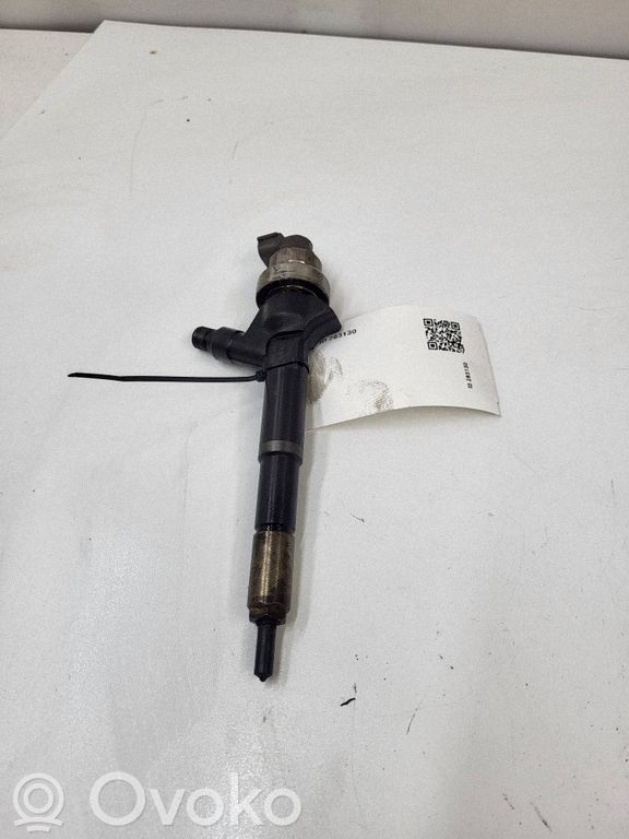 Opel Astra J Inyector de combustible
