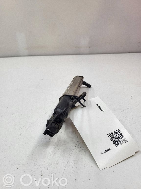 Citroen C4 I Picasso Dysza spryskiwacza lampy przedniej 