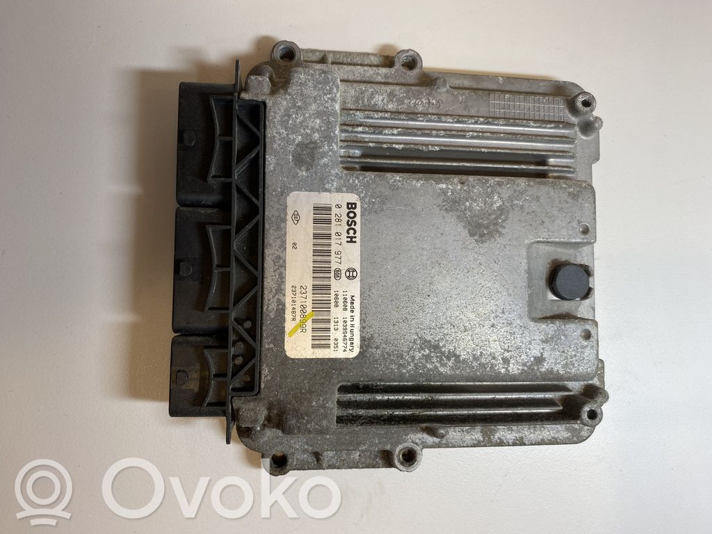 Renault Master III Engine control unit/module 