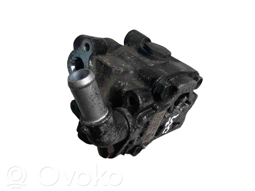 Volkswagen Crafter Ohjaustehostimen pumppu 