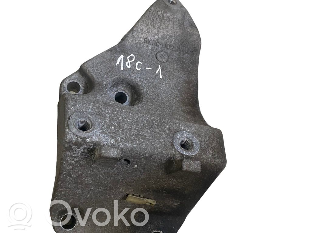 Engine mounting bracket   BK3Q10239AF