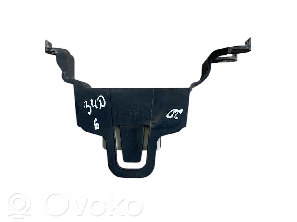 Pidike (kiinnike)   KK2112B681AC