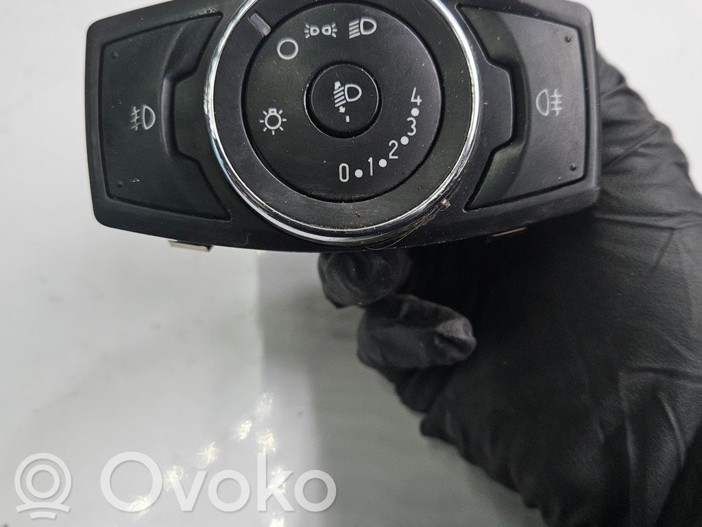 Ford Transit Lukturu slēdzis 