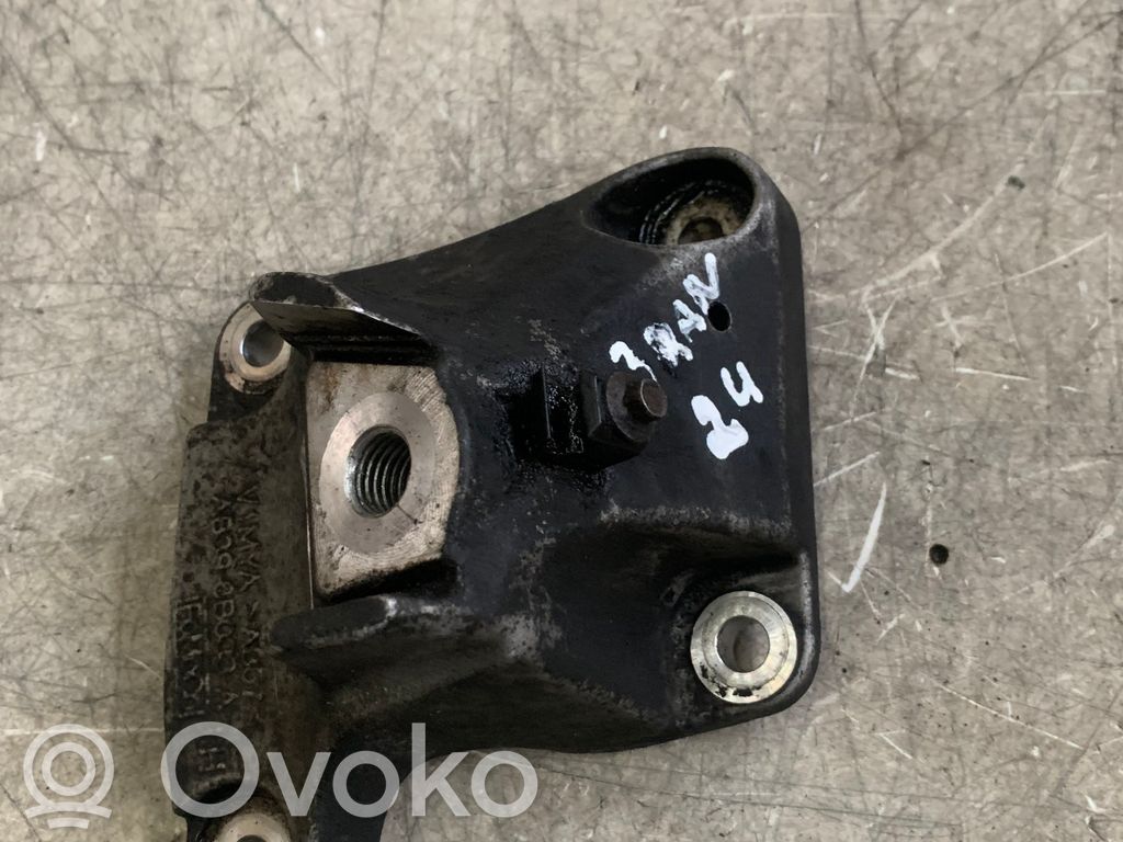 Ford Ranger Engine mounting bracket 