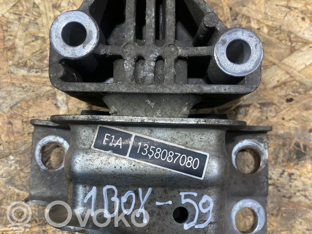Fiat Ducato Engine mount bracket 