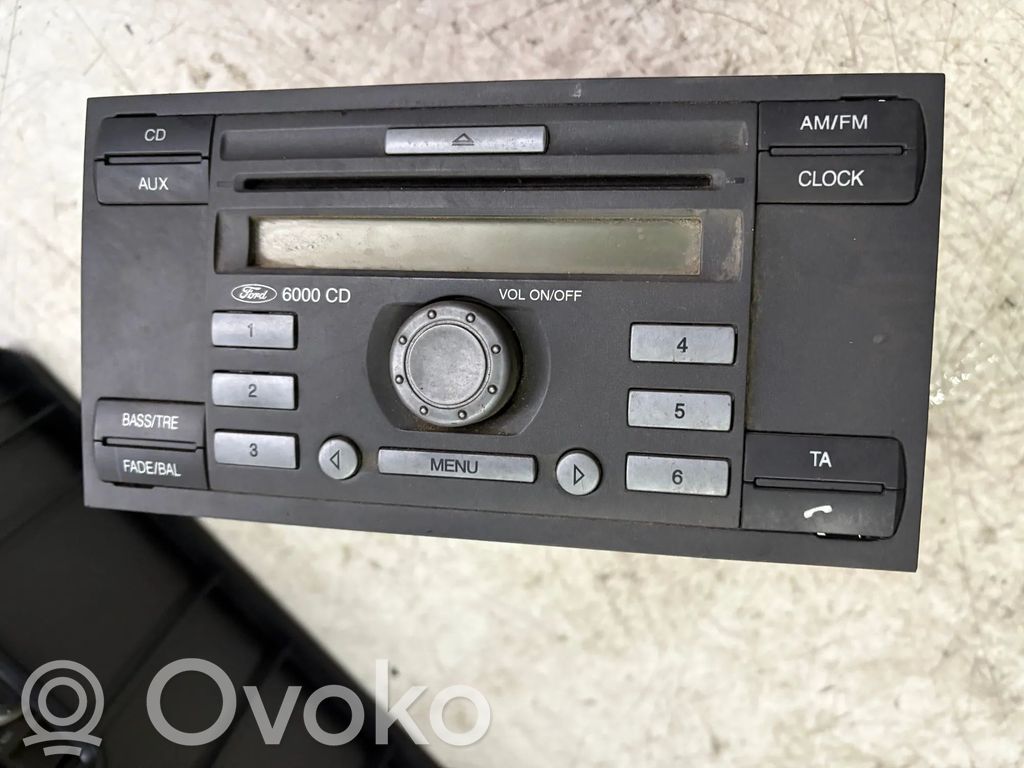 Ford Transit Radio / CD/DVD atskaņotājs / navigācija 