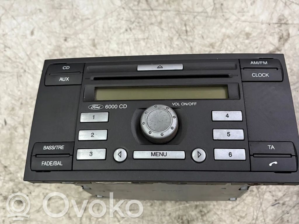 Ford Transit Panel / Radioodtwarzacz CD/DVD/GPS 
