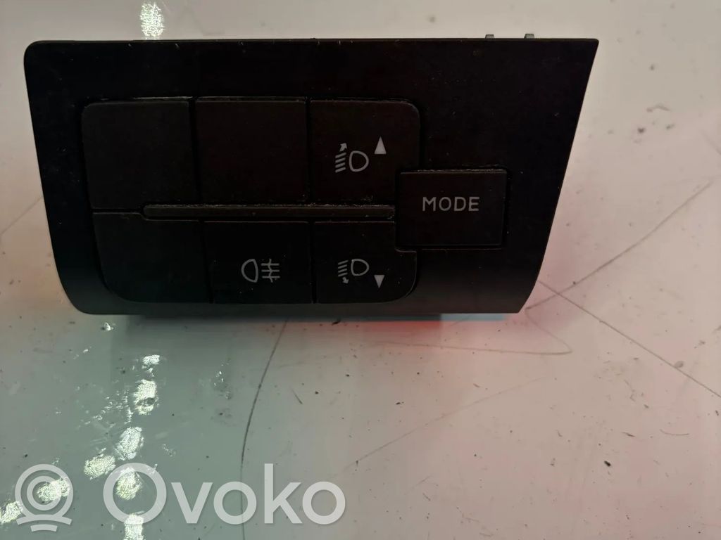 Headlight level height control switch   07355860830