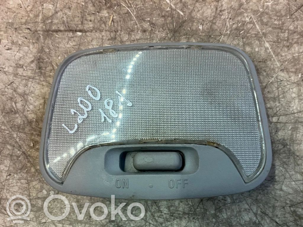 Mitsubishi L200 Luz del asiento delantero 