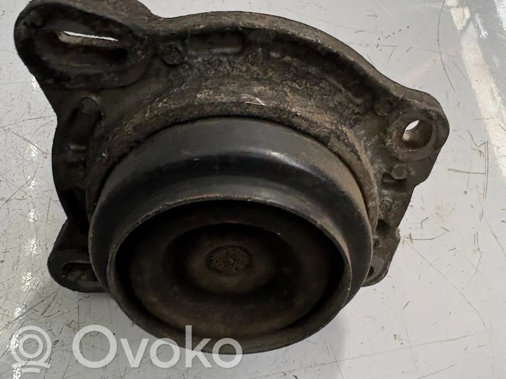Ford Transit Engine mount bracket 