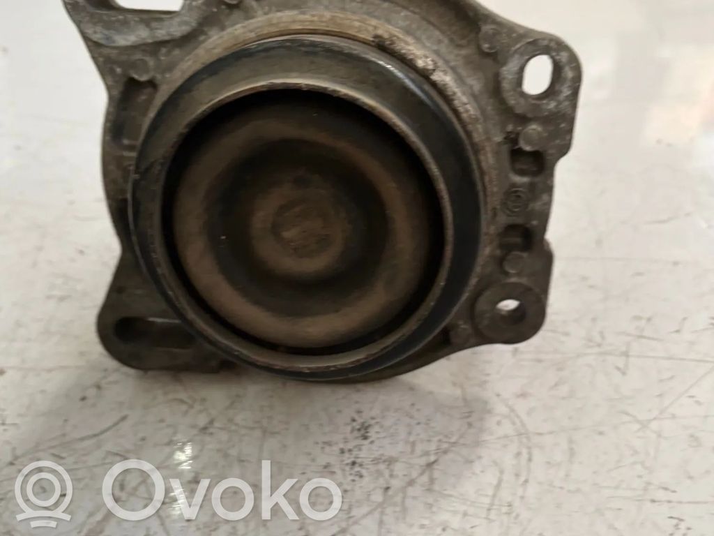 Ford Transit Engine mount bracket 