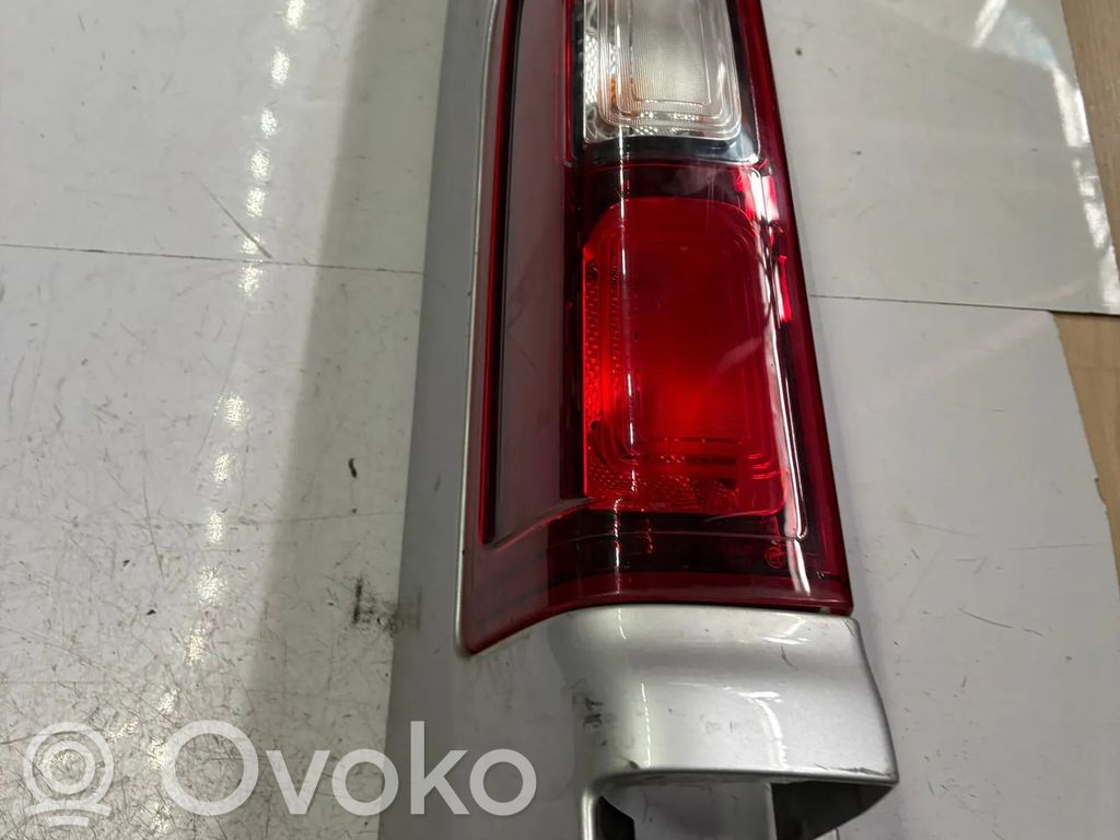 Opel Vivaro Lampă spate în caroserie 