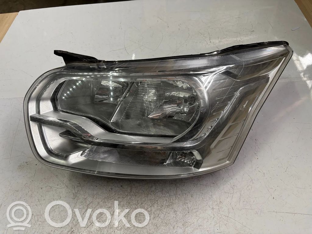 Ford Transit Phare frontale 