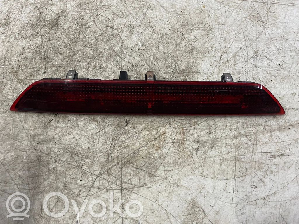 Ford Transit Third/center stoplight 