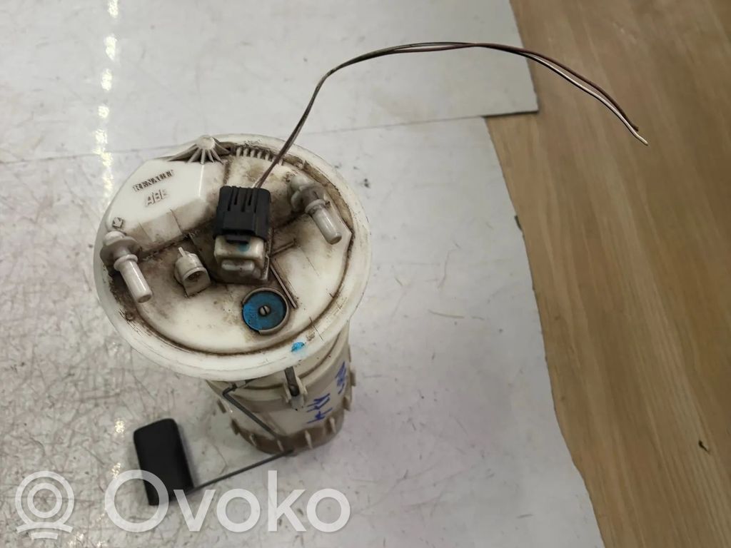 Bomba interna de combustible   172021574R