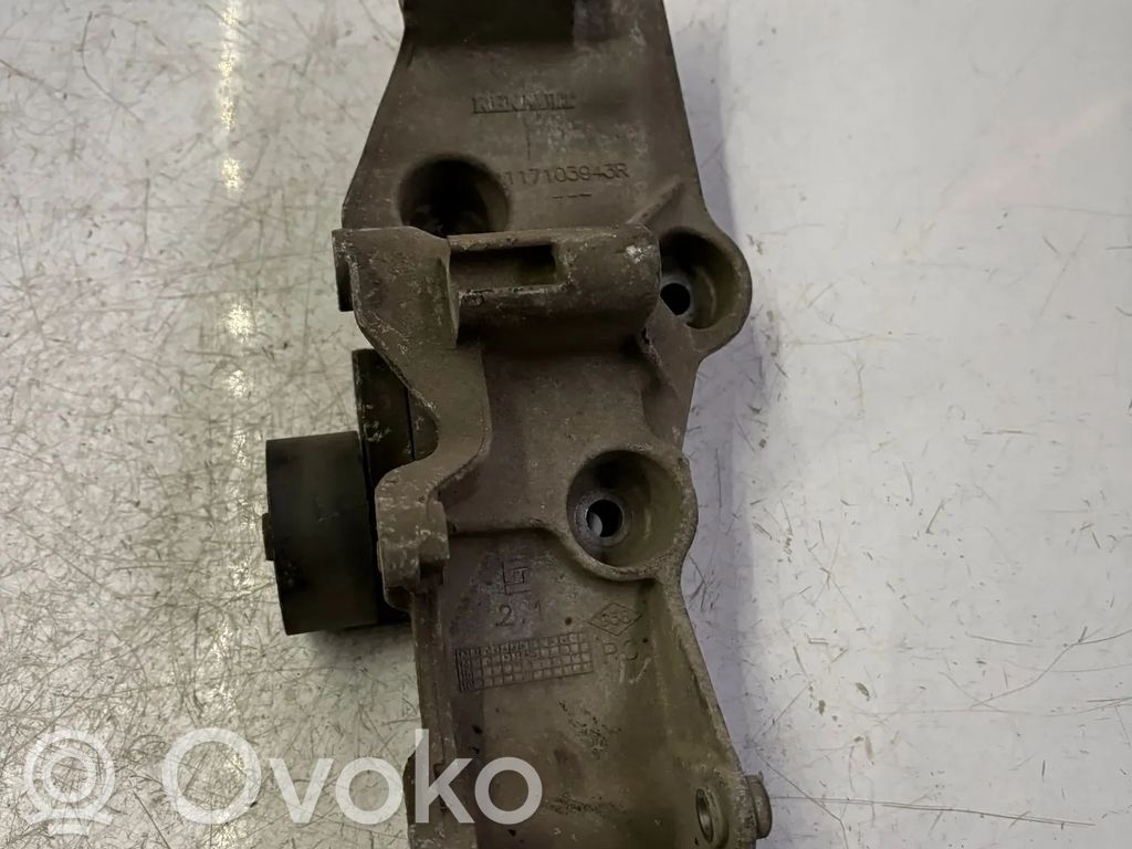 Renault Master III Generator/alternator bracket 
