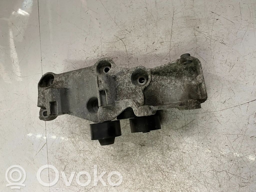 Renault Master III Generator/alternator bracket 