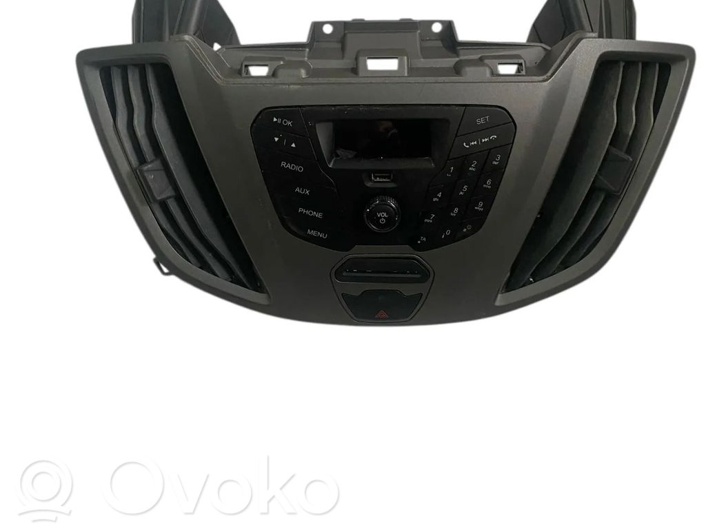 Ford Transit Radio/CD/DVD/GPS head unit 