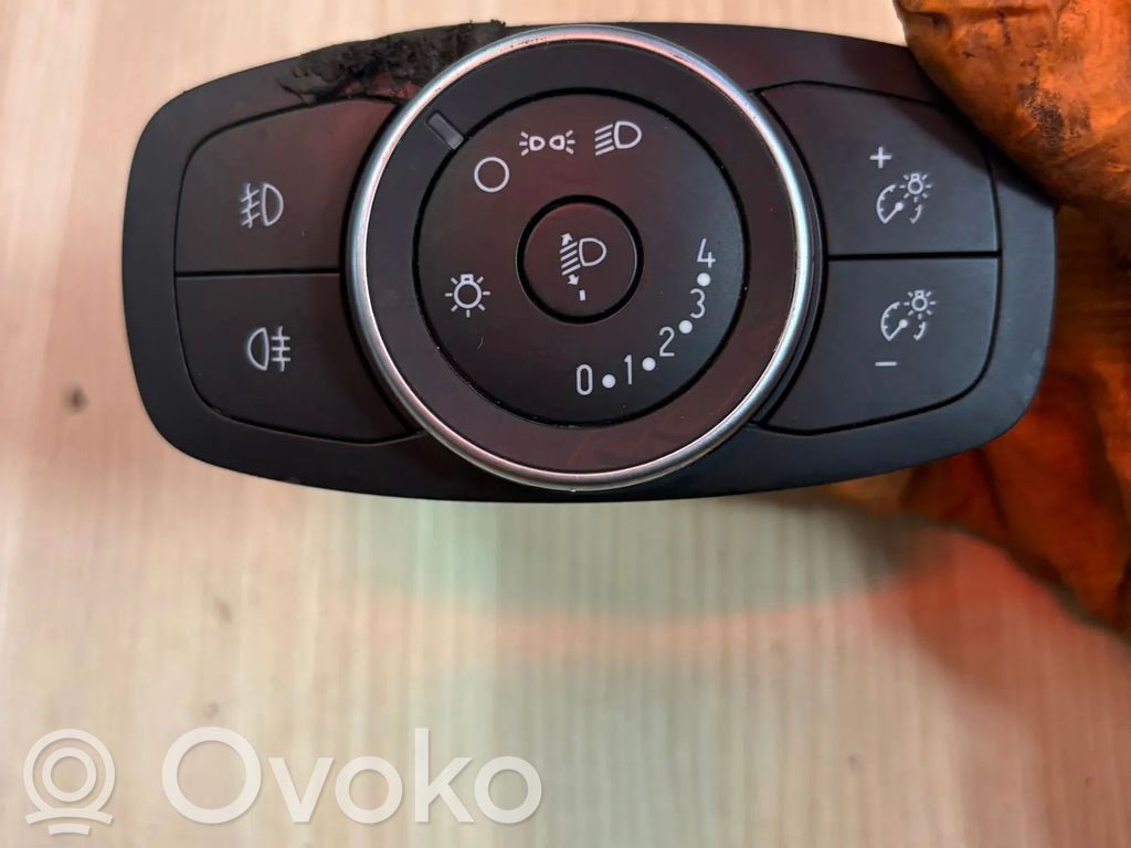 Ford Transit VII Light switch 