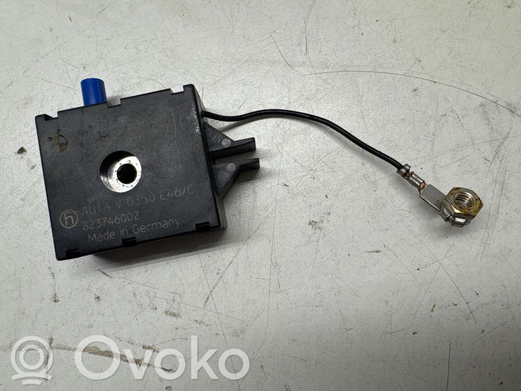 BMW 3 E46 Antenos stiprintuvas 